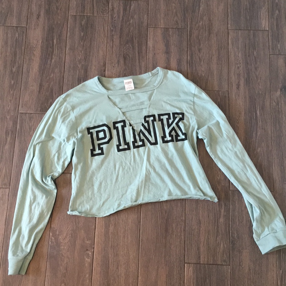 NWOT pink crop long sleeve t shirt